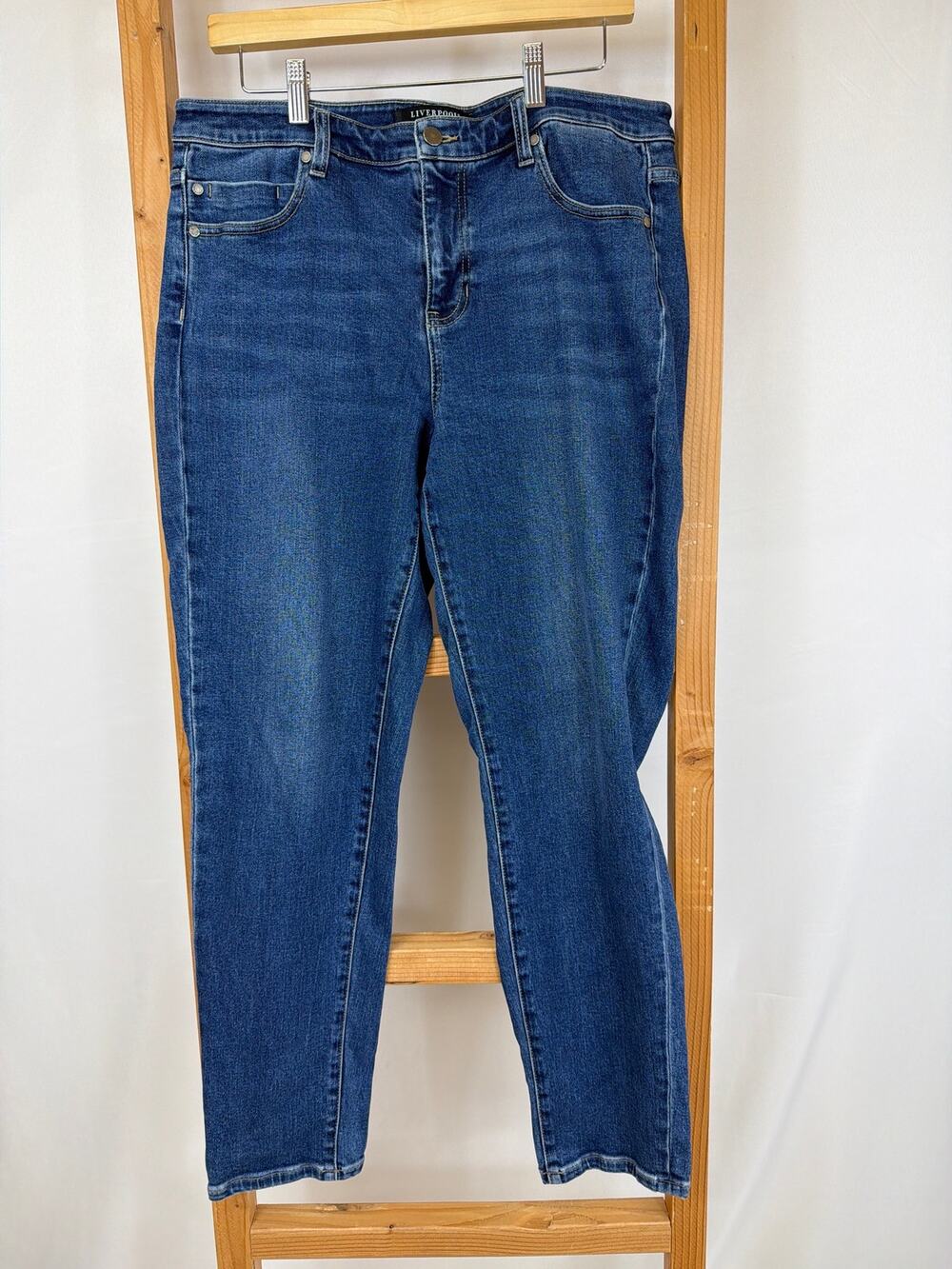 Liverpool Los Angeles Blue Zip Up Pocket Stretch Jean Pants Size 12